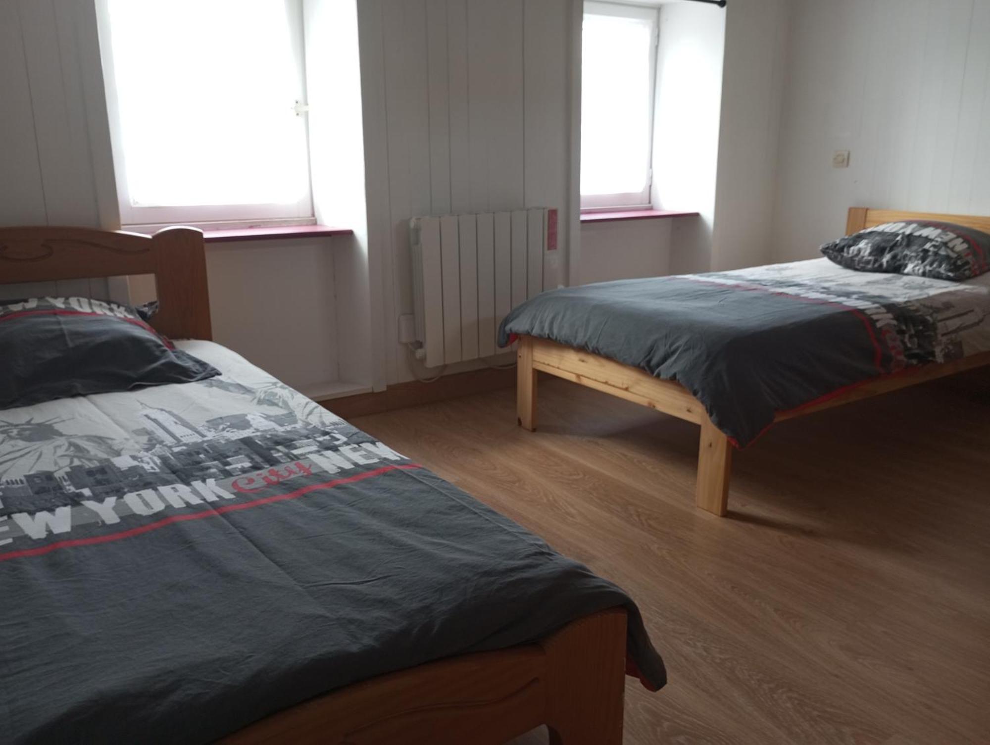 Mini House Apartment Lesneven Bagian luar foto