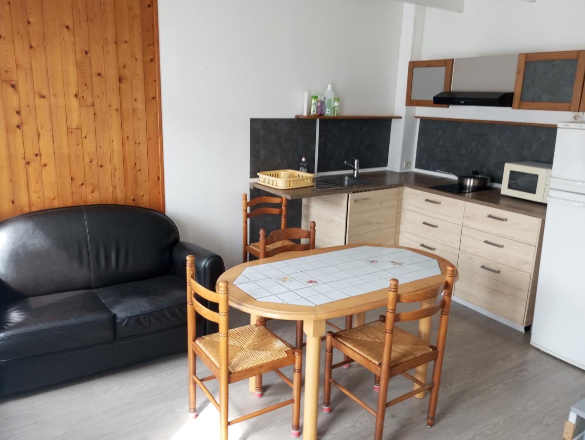 Mini House Apartment Lesneven Bagian luar foto